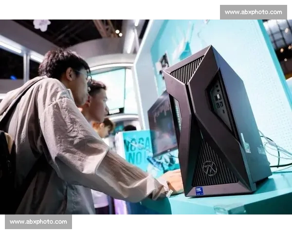 电竞直播最新版震撼上线畅享高清互动新体验全攻略助力玩家巅峰对决 电竞直播最新版震撼上线畅享高清互动新体验全攻略助力玩家巅峰对决