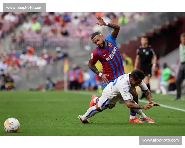 五大联赛精彩赛事直播全面覆盖实时更新球迷互动体验 五大联赛精彩赛事直播全面覆盖实时更新球迷互动体验